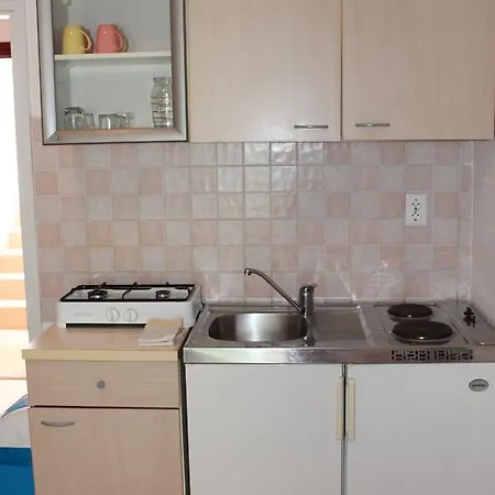 Ana Apartamento *