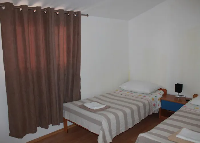 Apartman Ana Póla